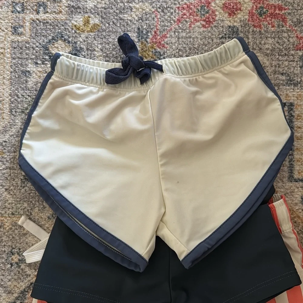 Lot of 5 Swim Shorts - Picture 2 of 9